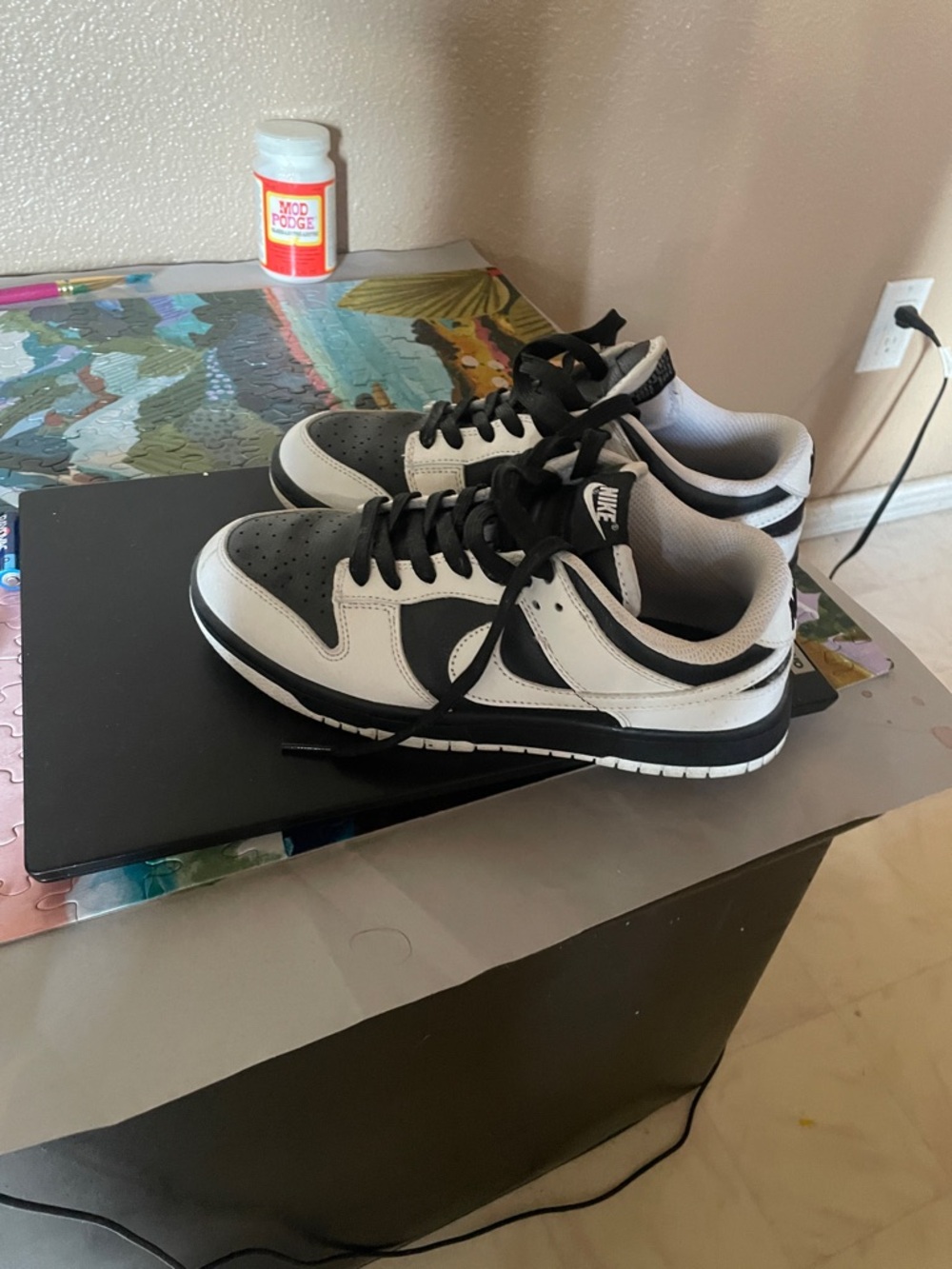 Nike Men’s Low-Top Sneakers in Black and White